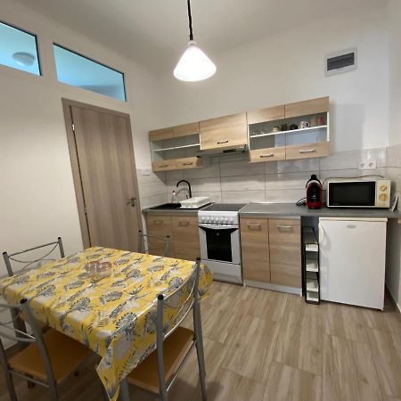 Appartement Andrea Apartman à Balatonfüred Extérieur photo